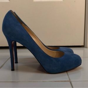 Christian Louboutin blue suede round toe pump
